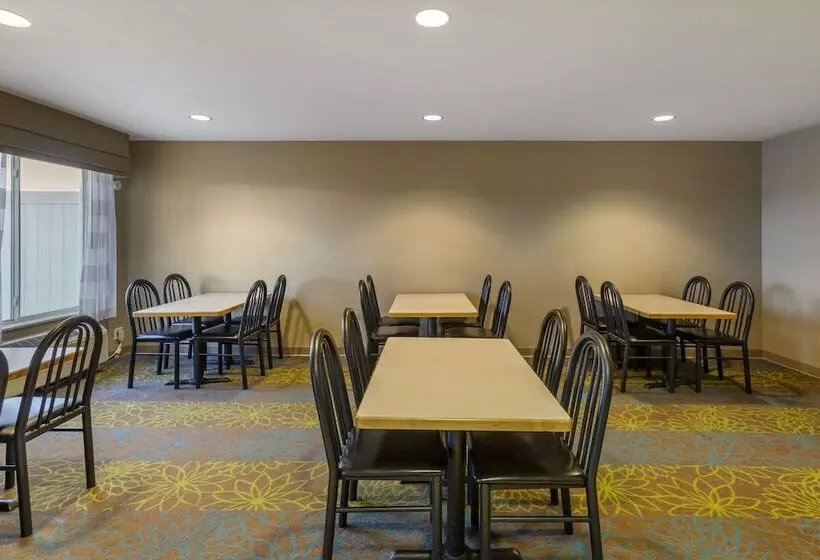 酒店 Sleep Inn & Suites Idaho Falls Gateway To Yellowstone