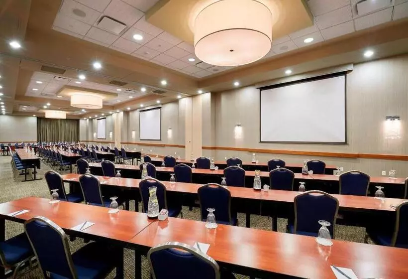 Hotel Springhill Suites By Marriott Las Vegas Convention Center