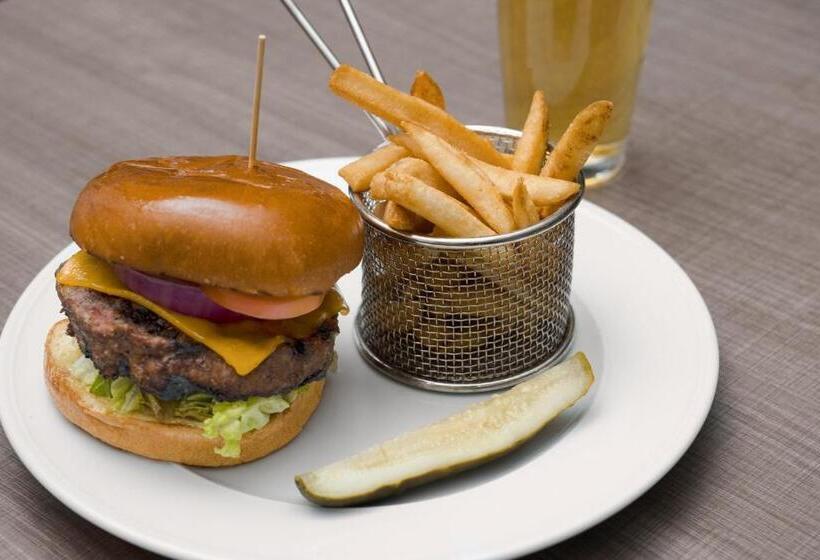 فندق Springhill Suites By Marriott Las Vegas Convention Center