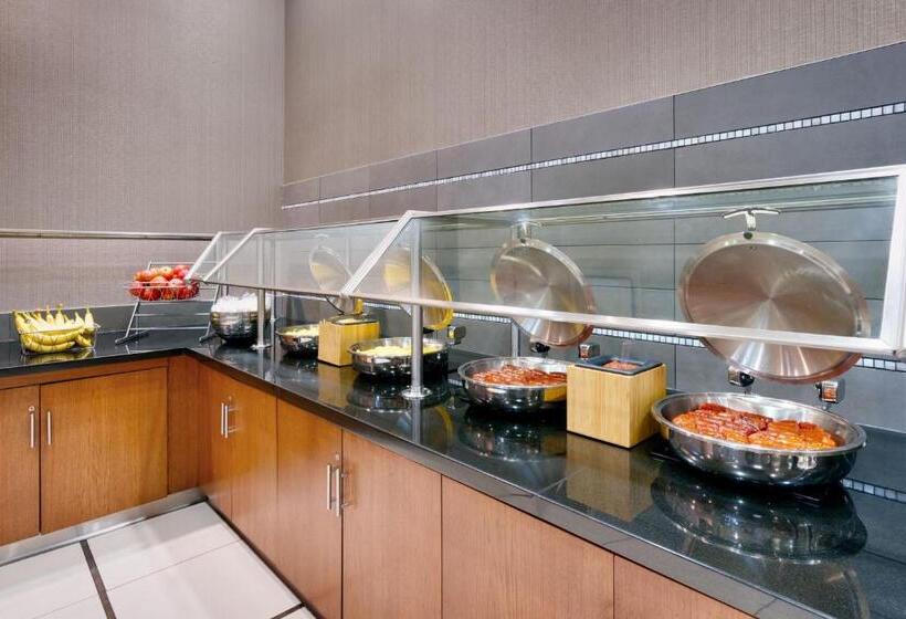 فندق Springhill Suites By Marriott Las Vegas Convention Center