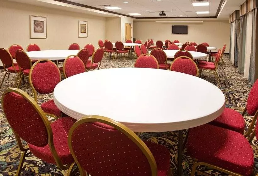 Hotel Staybridge Suites Elkhart North, An Ihg