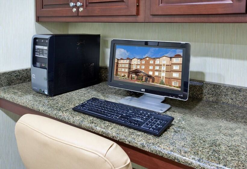 فندق Staybridge Suites Elkhart North, An Ihg