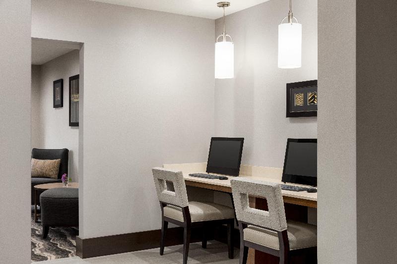 Hotel Staybridge Suites Fort Wayne, An Ihg