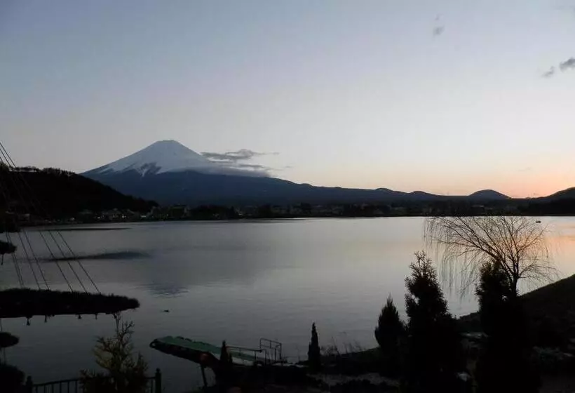 בית מלון כפרי Tominoko