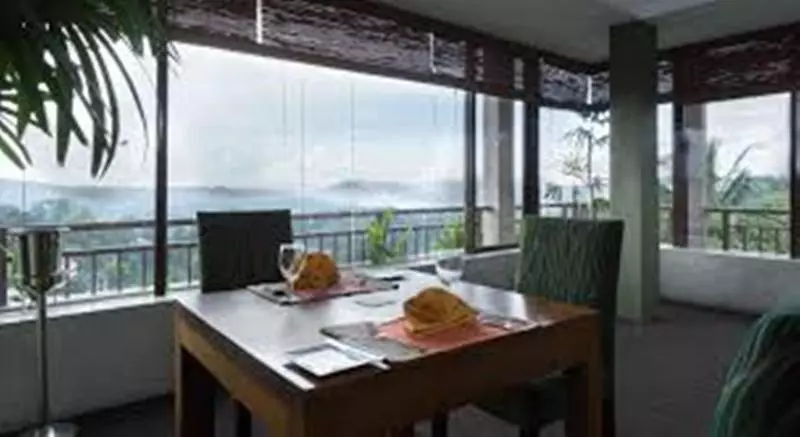 هتل The Tourmaline