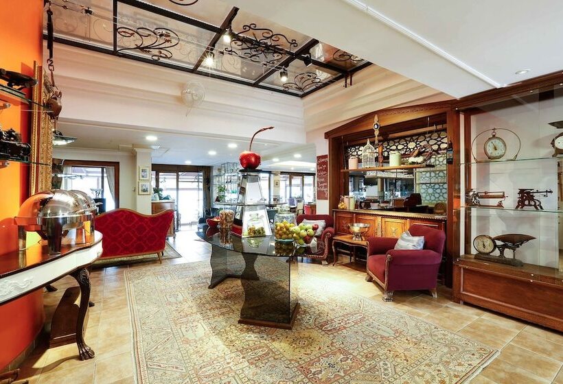 Отель Urla Pera