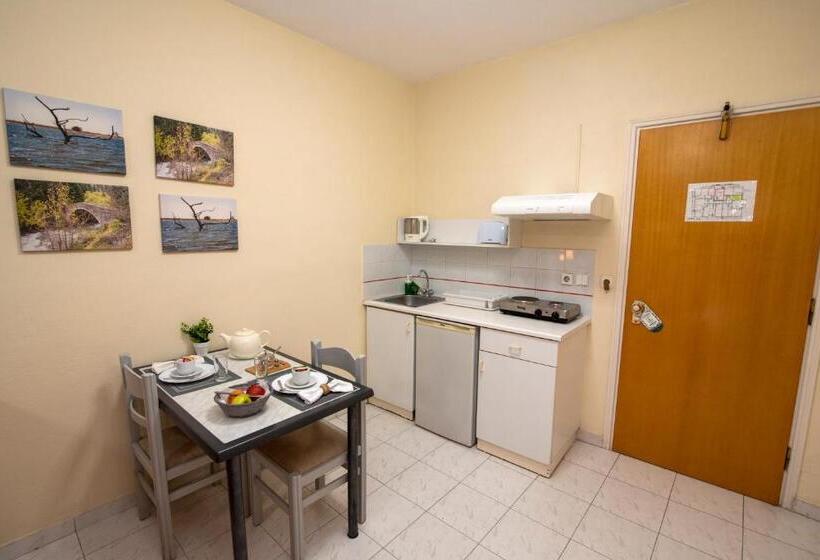 Jasmine Hotel Apartments