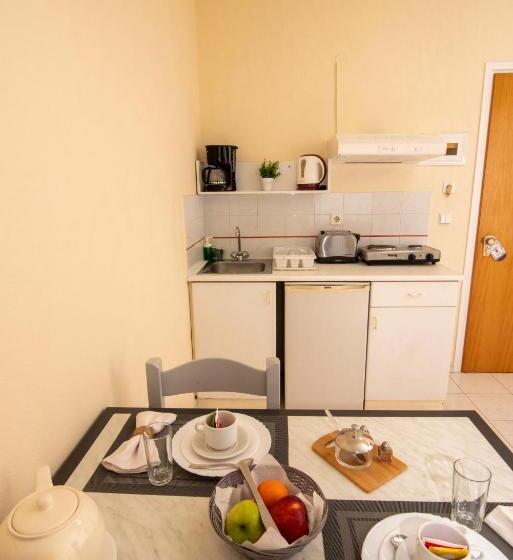 Jasmine Hotel Apartments