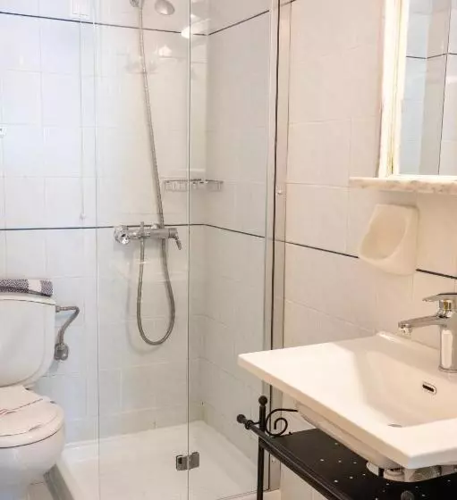 Jasmine Hotel Apartments