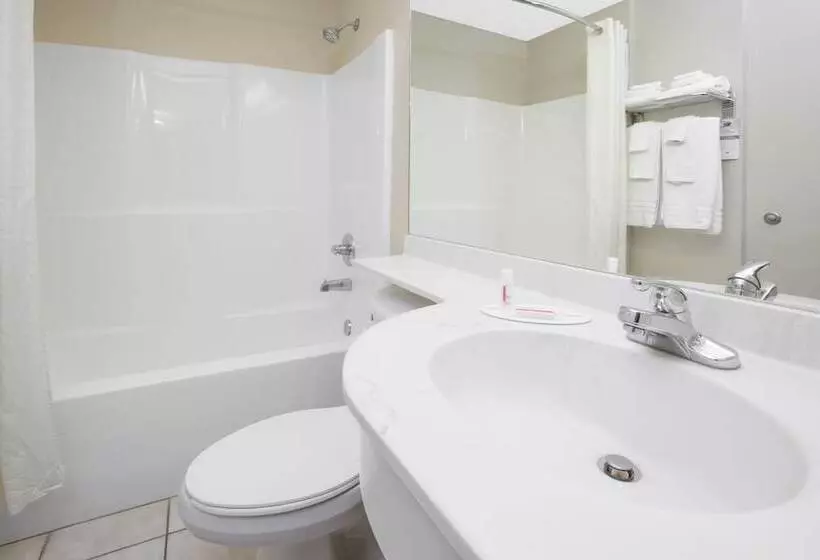 Microtel Inn & Suites By Wyndham Hattiesburg