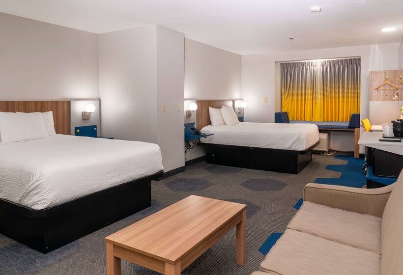 Microtel Inn & Suites By Wyndham Pigeon Forge