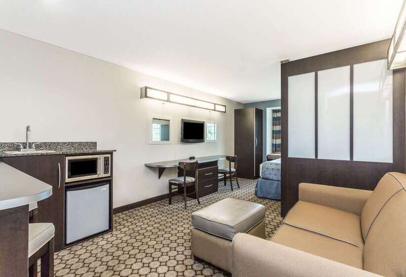 Microtel Inn & Suites By Wyndham Spring Hill/weeki Wachee