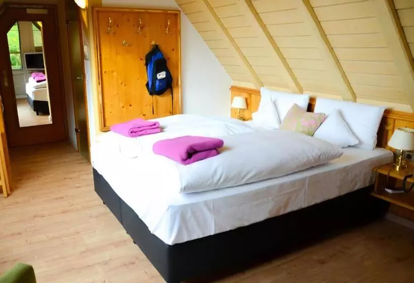 Naturparkhotel Adler