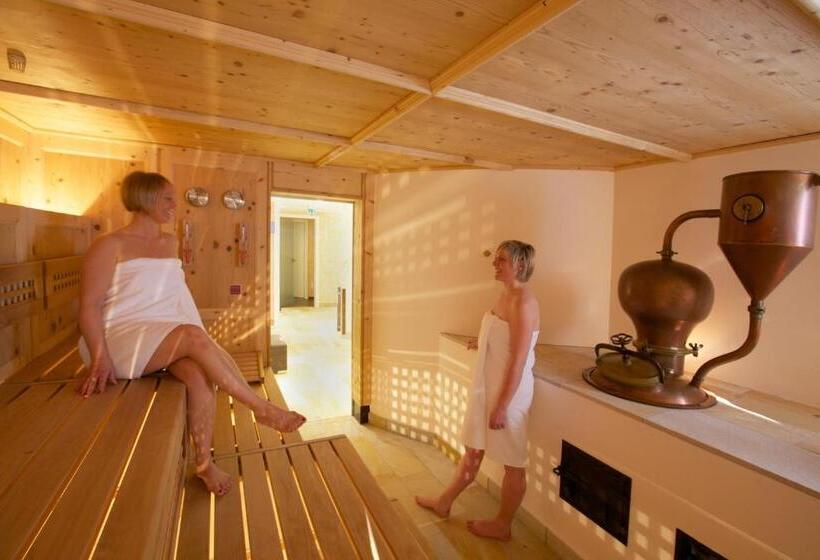 Naturparkhotel Adler