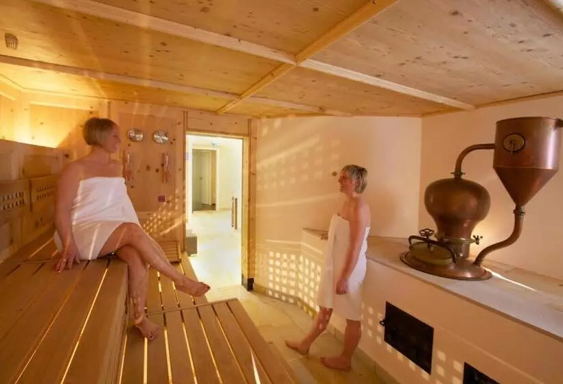 Naturparkhotel Adler