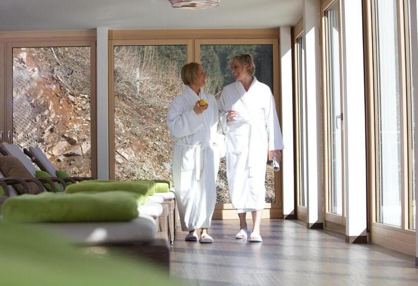 Naturparkhotel Adler