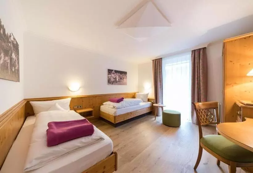 Naturparkhotel Adler