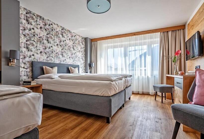 Stadthotel Eggerbräu