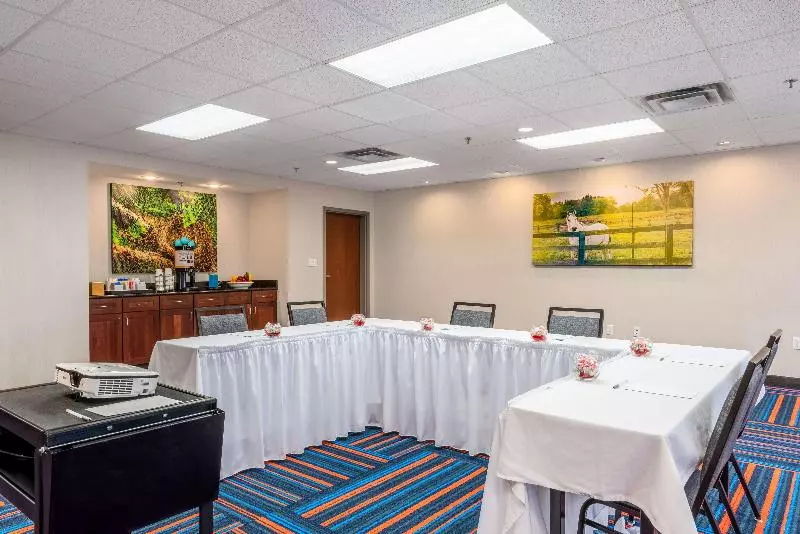 호텔 Hampton Inn & Suites Hopkinsville