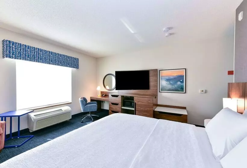 هتل Hampton Inn & Suites Pittsburg, Ca