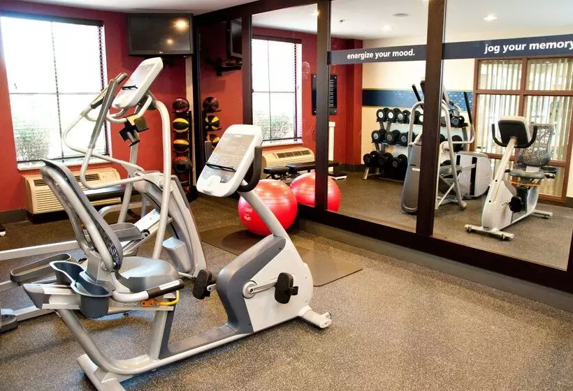 Отель Hampton Inn East Windsor