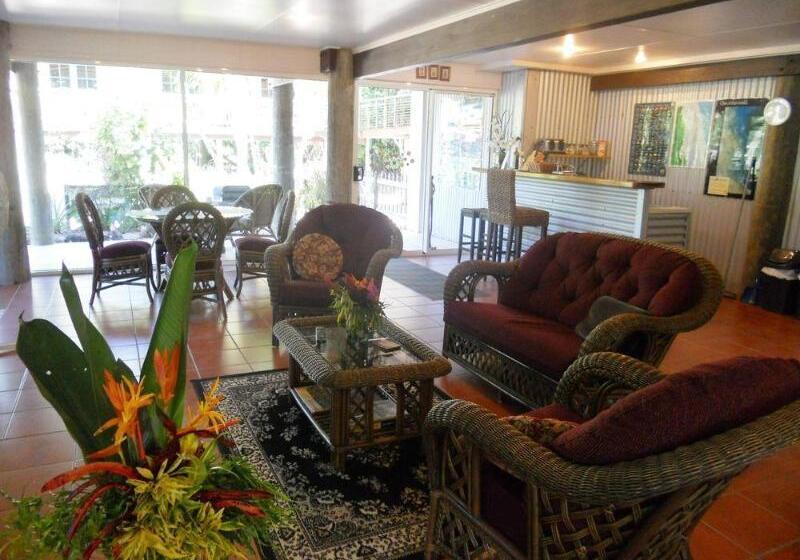 ホテル Licuala Lodge