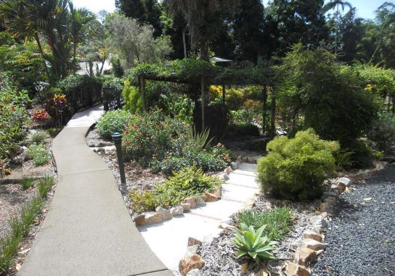 ホテル Licuala Lodge