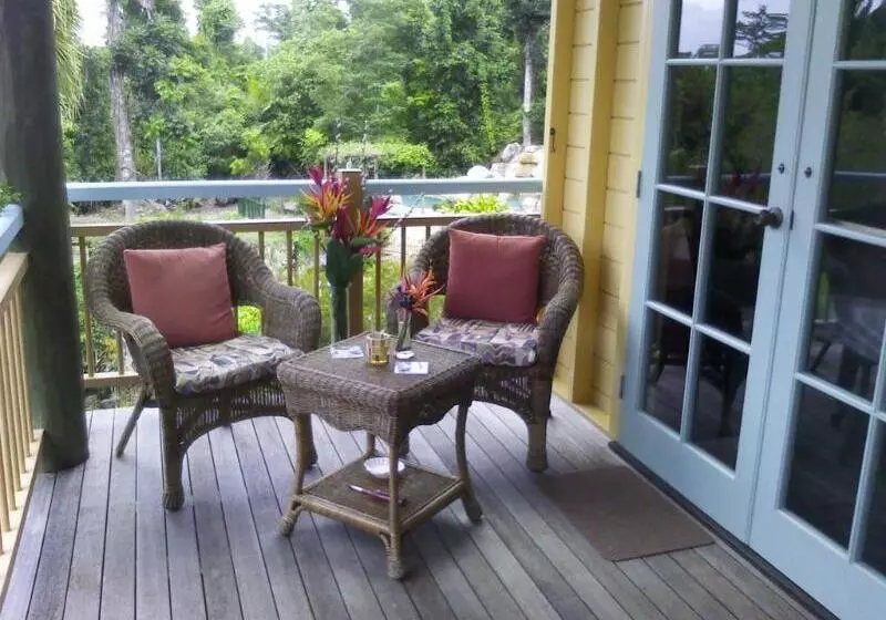 호텔 Licuala Lodge