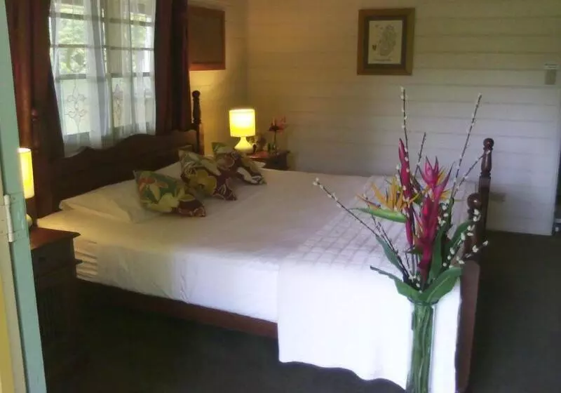 호텔 Licuala Lodge