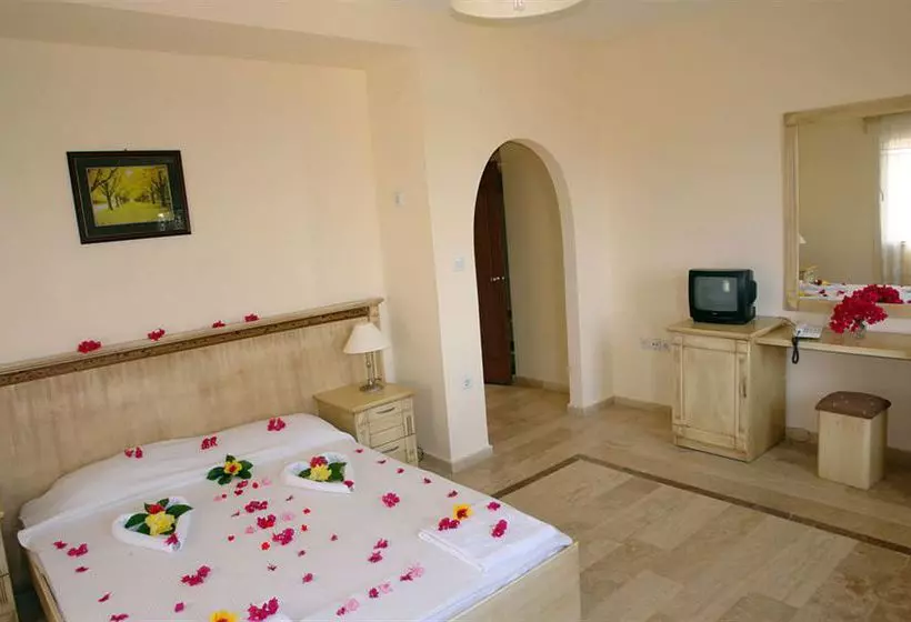 Отель Peda Gumbet Holiday Beach