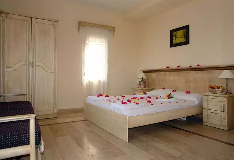 Отель Peda Gumbet Holiday Beach