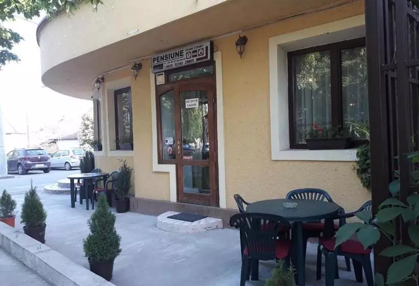 هتل Pensiunea Sydney