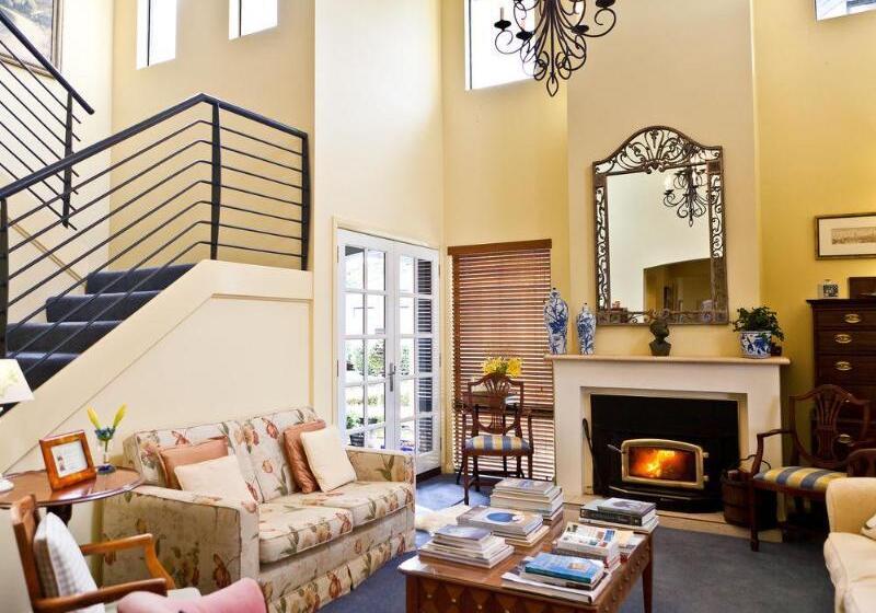 בית מלון כפרי The Beach House At Bayside