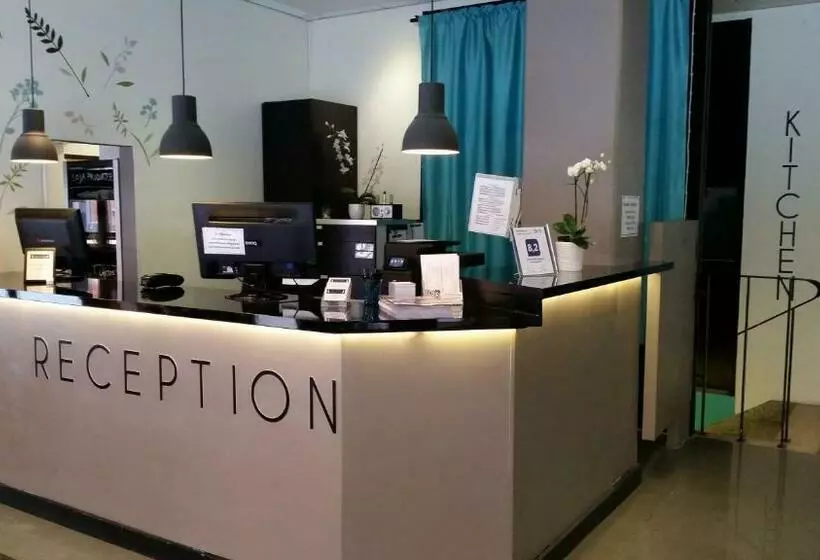 Hotel Vandrarhem Uppsala Centralstation