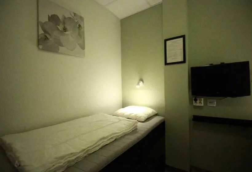 Hotel Vandrarhem Uppsala Centralstation