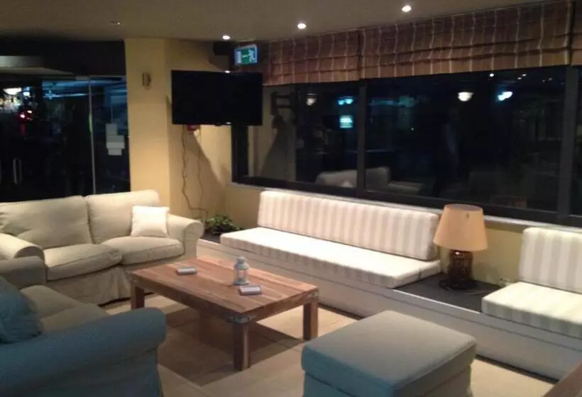 Jason Hotel Apartments