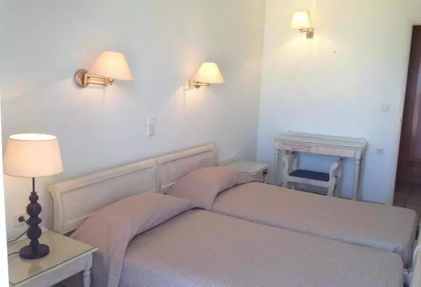 Jason Hotel Apartments