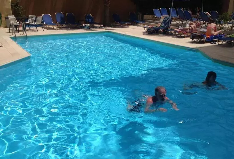 Jason Hotel Apartments