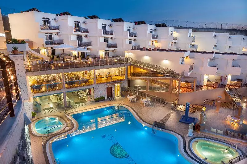 Kn Aparthotel Panorámica