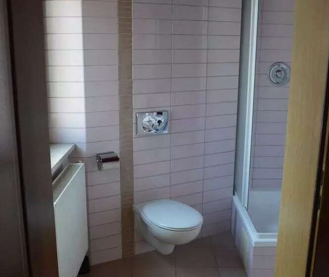 مبيت وإفطار Great Polonia Dwarf Wrocław