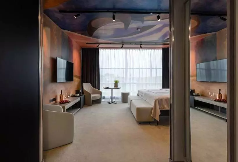 Art Hotel Pallas By Tartuhotels