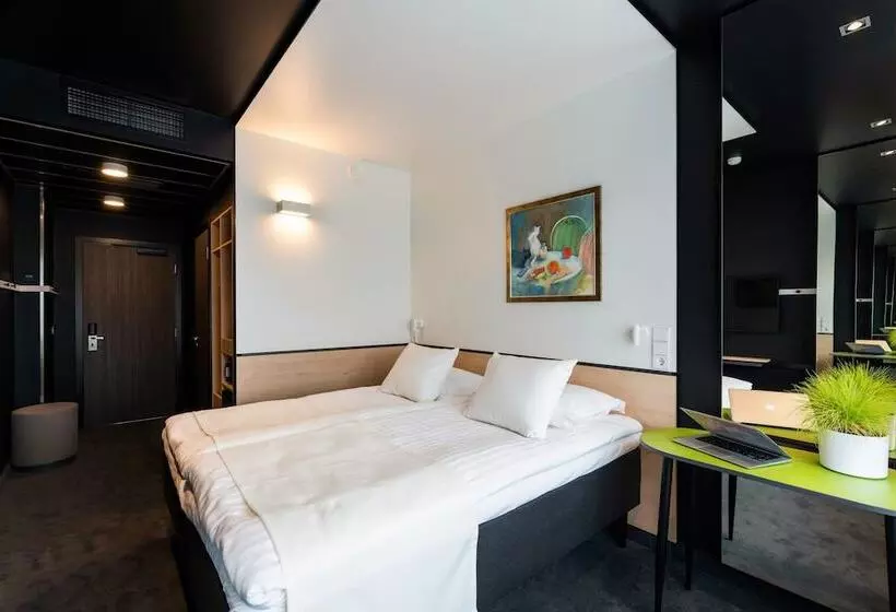Art Hotel Pallas By Tartuhotels