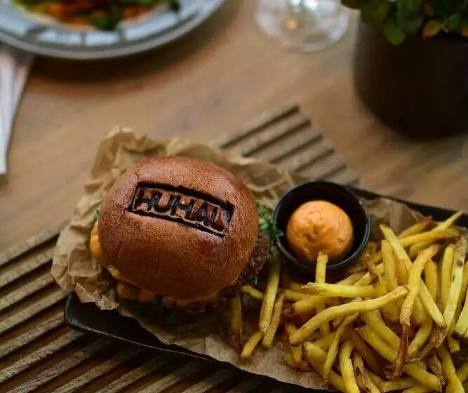 Art Hotel Pallas By Tartuhotels