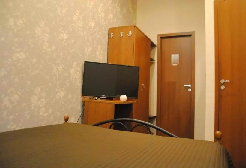 هتل Atmosphera Na Bolshom 3