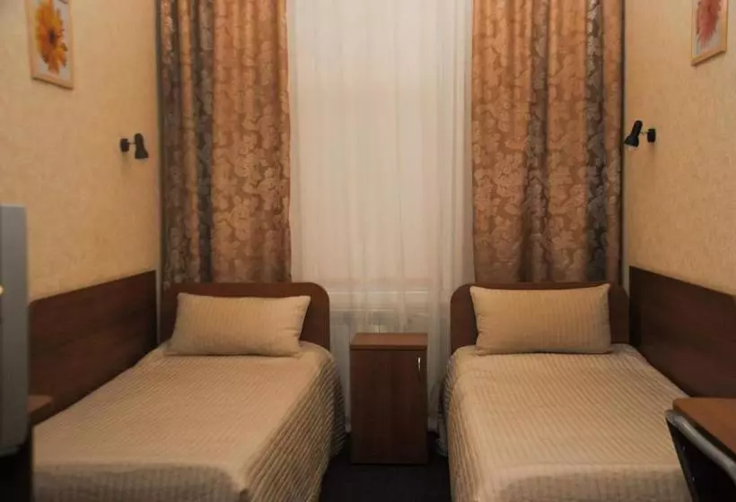 בית מלון כפרי Atmosphera Petrogradskiy