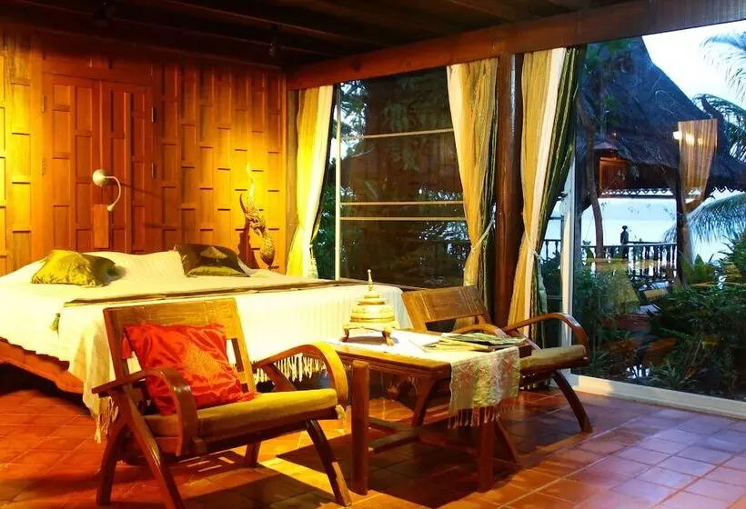 هتل Ban Sabai Big Buddha Retreat & Spa