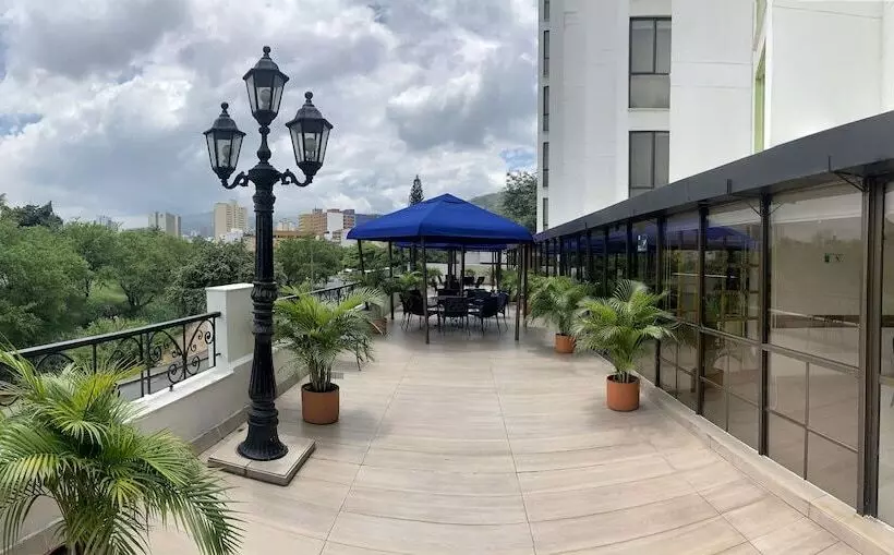 Отель Cosmos Cali