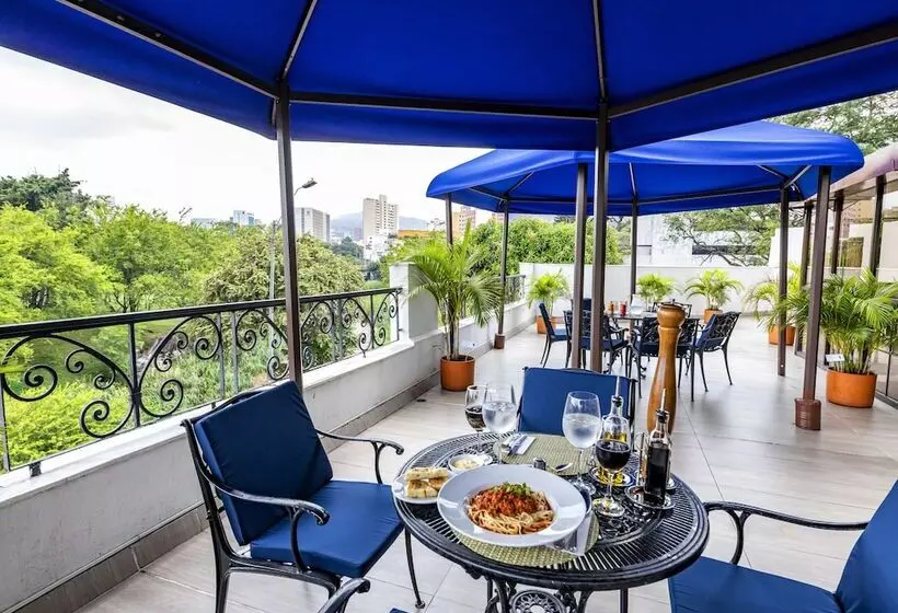 Отель Cosmos Cali