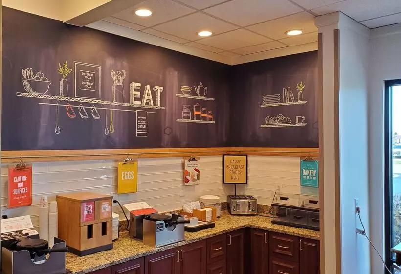 Отель Hampton Inn Plover/stevens Point