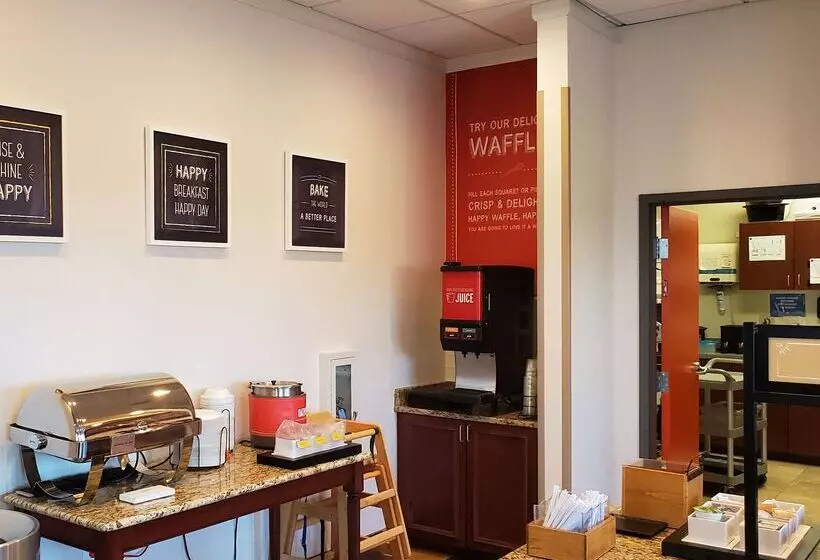 Отель Hampton Inn Plover/stevens Point